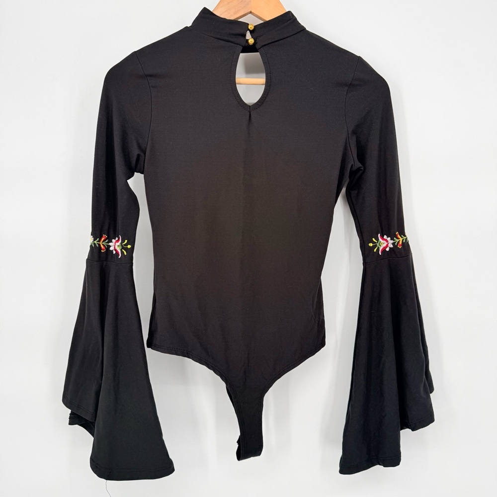 Boho Floral Embroidered Bodysuit Small S Bell Sleeve Hippie Festival WhimsiGoth - Picture 5 of 16